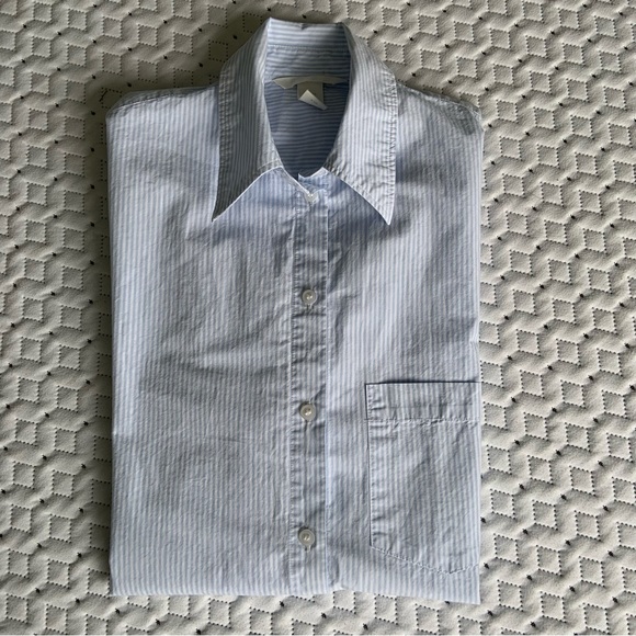 CRISP OVERSIZED COTTON BUTTON UP COLLARED SHIRT / WHITE & PALE BLUE STRIPE - Picture 6 of 10